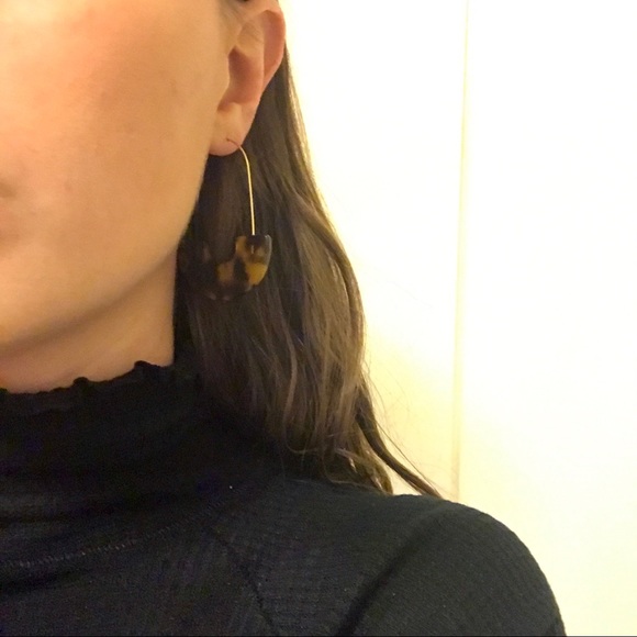 LAST ONE!! Tortoise Shell Drop Earrings - Picture 3 of 8